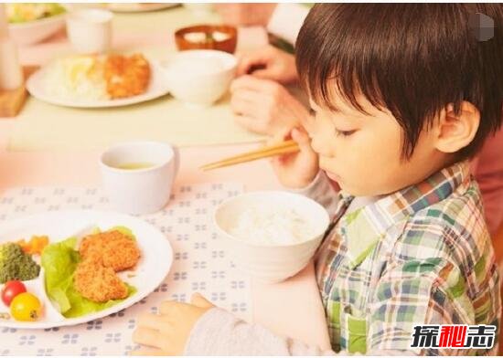 世界上最奇葩的节日，日本筷子节(感谢筷子为人们效劳)