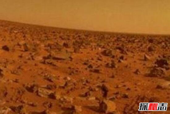 火星人头骨之谜，火星惊现外星人头骨(谣言/拍摄角度造成)