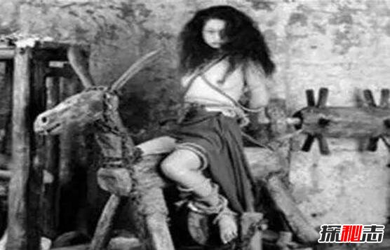 古代惩罚出轨女人的酷刑:霹雳车(又名骑木驴),专折磨下体