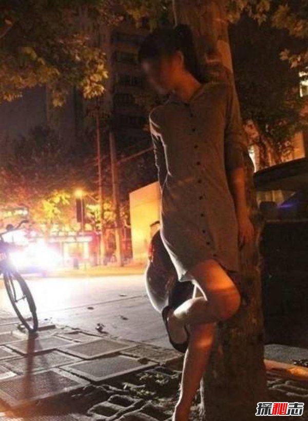 上海裸拍门事件,尺度之大亮瞎狗眼(有图有真相)