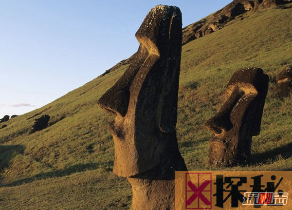 世界十大历史未解之谜,复活岛巨石雕像原来全是遗骸