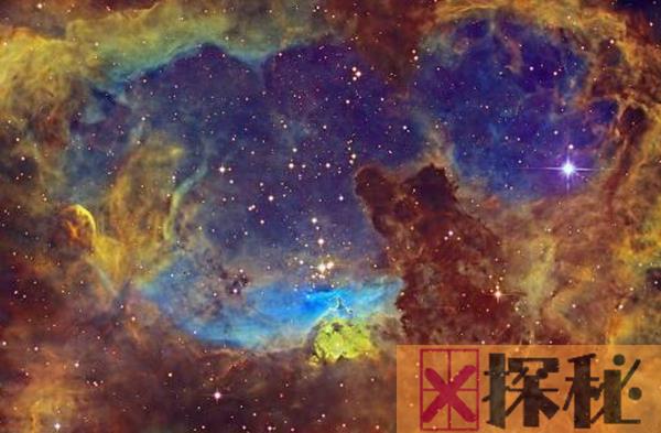 龙虾星云即天鹅星云 距离地球5000光年的美丽星云