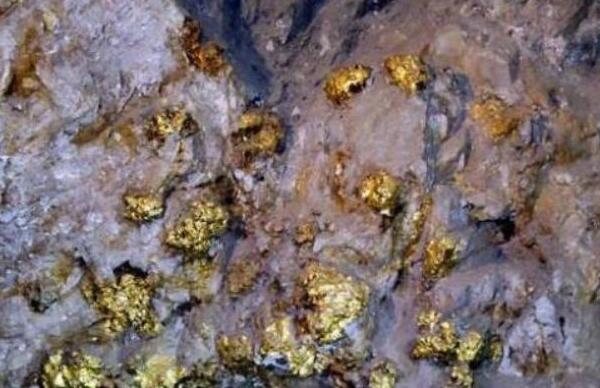 世界最深井170000米，9500米发现黄金/12000米通向地狱