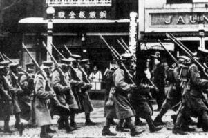 日本二·二六事件，日本激进青年尊皇讨奸（首相住宅被血洗）