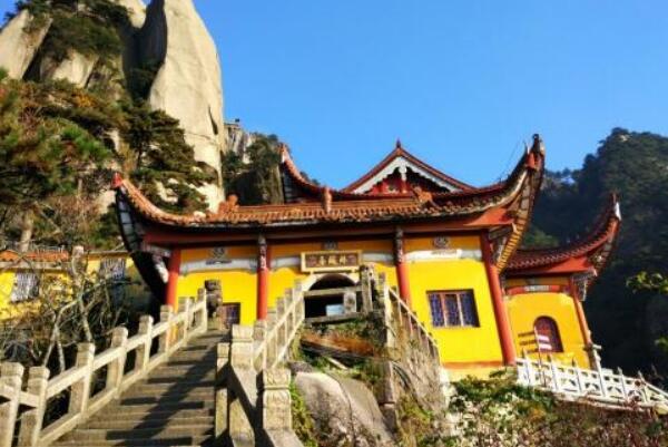 中国最灵验的四大寺庙，四个佛教圣地（礼佛的同时欣赏美景）