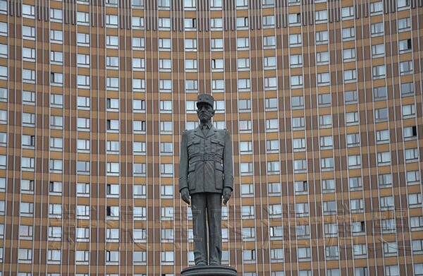莫斯科宇宙酒店历史，原为五星宾馆（设备老化降为三星级酒店）