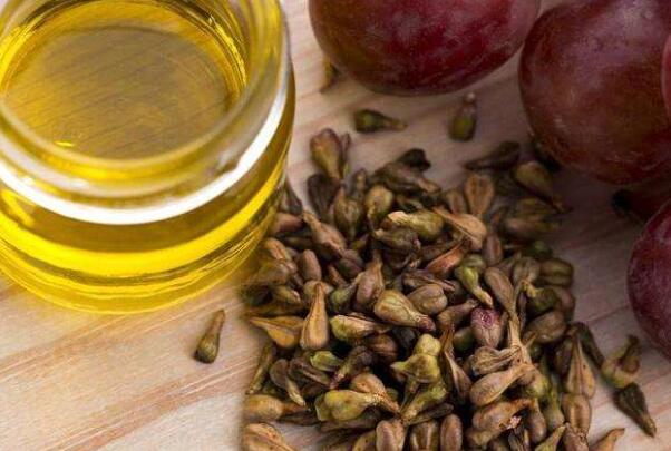 葡萄籽油是什么油 葡萄籽油是否可以用来炒菜
