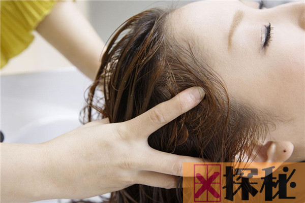 晚上洗头发的危害有哪些 晚上洗头会大量掉发吗