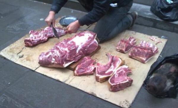 野猪肉怎么去腥臊味，野猪肉的制作方法（腌制、翻炒）