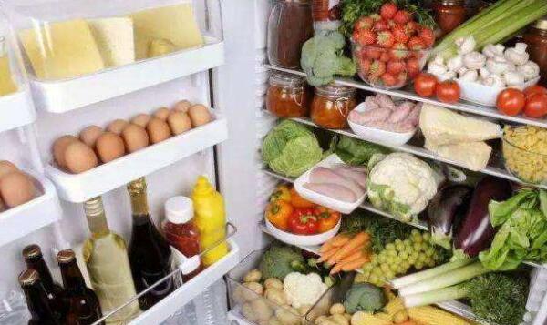 炒菜放冰箱4天可以吃吗，不可以吃（会导致急性胃肠炎）