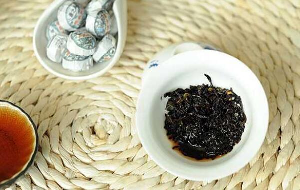 普洱茶为什么有糯米香味，茶中加入了带香味的糯米香