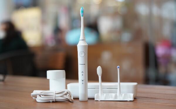 电动牙刷适合什么样的人使用，儿童、上班族、行动不便者