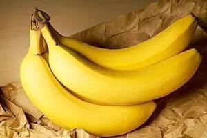 香蕉属于凉性还是热性，凉性（吃多了腹痛、腹泻）