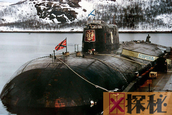 苏联库尔斯克号核潜艇事故:沉没于巴伦支海(118人丧生)