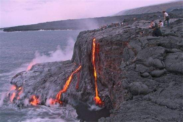 世界十大火山有哪些 克利夫兰火山上榜帕卡亚相当神奇
