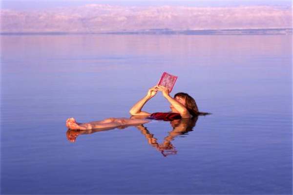 世界上十大杀人湖 尼奥斯湖含有大量甲烷和二氧化碳