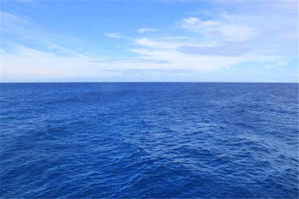 世界最深的海洋 太平洋（范围广阔相当壮观）