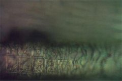 世界上最小的书 用显微镜才可以看清书本中的内容