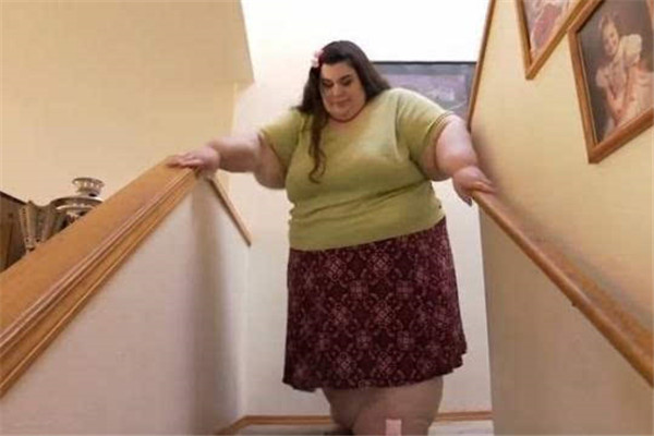 世界最胖的女人排行榜 卡罗尔耶格尔突破1500斤