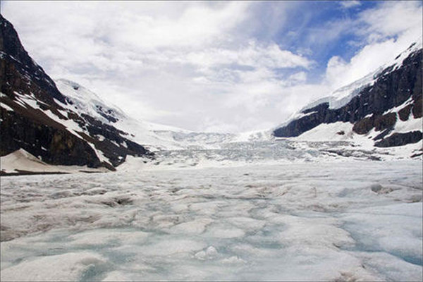 世界上最古老的冰川 南极洲被发现（被认为来自三万年前）