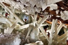 世界上最不可思议的洞穴 墨西哥的水晶洞穴（大量水晶）