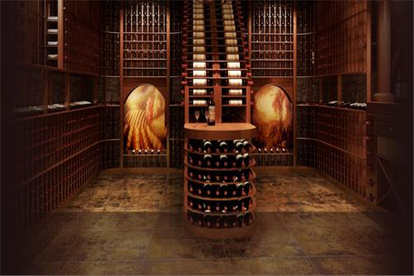 世界上最小的酒窖 日本私人酒窖（仅能放下七瓶红酒）