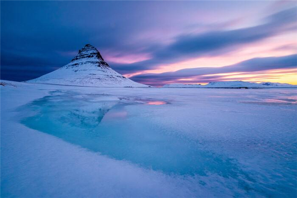 世界上最大的火山岛 位于雷克雅维克的冰岛