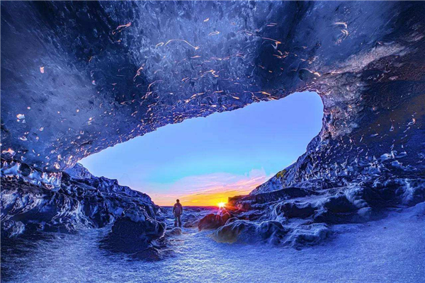 世界上最大的火山岛 位于雷克雅维克的冰岛