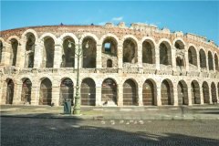 世界上最大的古代圆形剧场 意大利的弗拉维剧场