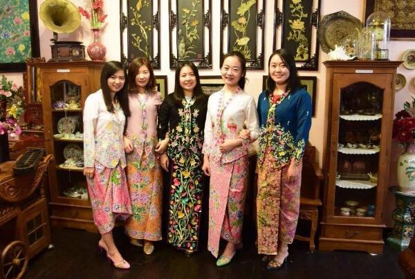 什么是娘惹文化：中国传统文化马来文化新加坡文化融合