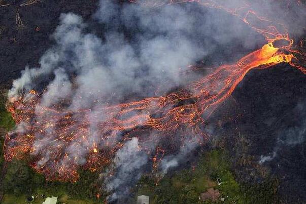 火山的危害和好处:火山杀手碎屑流，肥沃土壤(产硫磺矿)