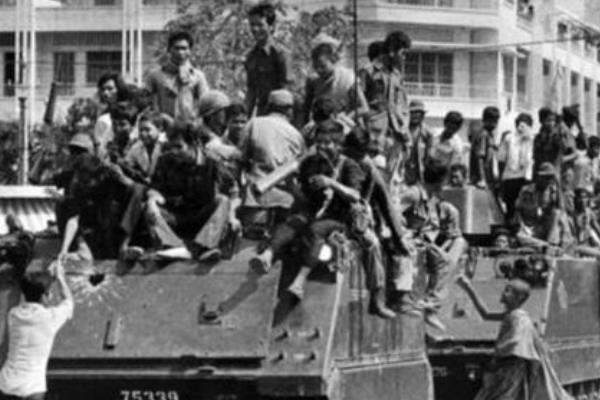 红色高棉大屠杀:左倾政策导致三百万人死亡(骷髅堆成山)
