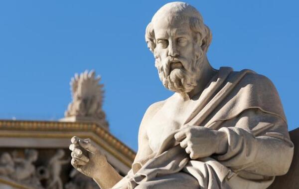 古希腊哲学家有哪些：苏格拉底、柏拉图、亚里士多德为首