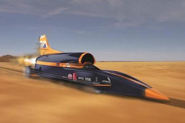 世界上最快的汽车:音速之风(最高时速3218公里/超音速)