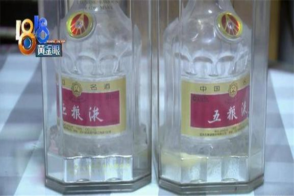 宁波存放十四年酒成空瓶是真的吗：酒瓶倒置导致酒精蒸发