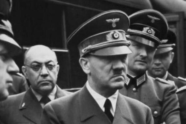 希特勒为什么要杀犹太人 和犹太人抢了希特勒的女人有关