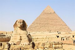 世界上最奇特的建筑：世界八大奇迹之一的埃及金字塔