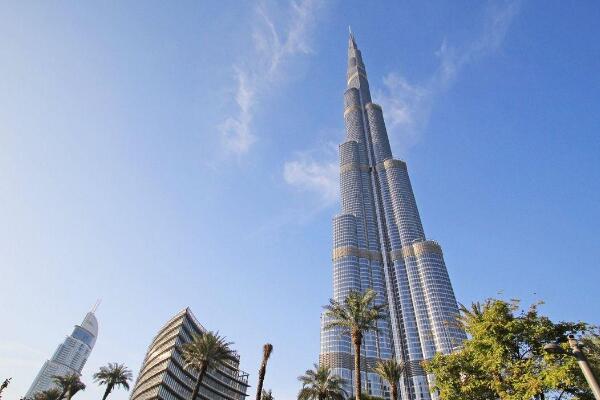 迪拜最高建筑物是多少米?总共有162层(比台北101还高)