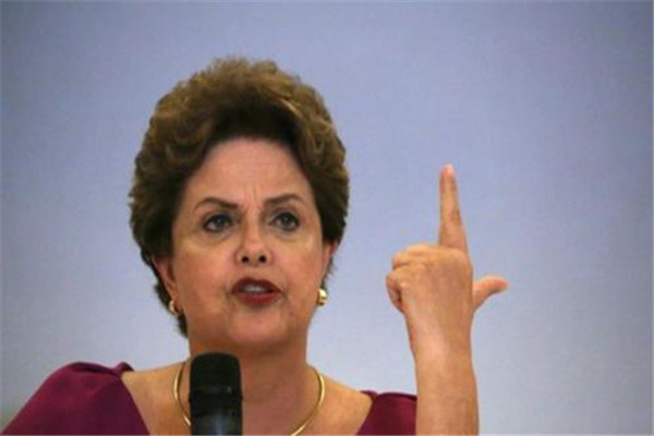 迪尔玛·罗塞夫是总统吗：巴西第一个女总统（2014年当选）