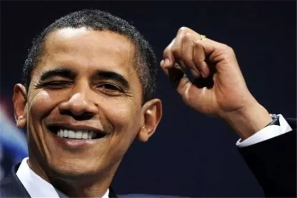 贝拉克·侯赛因·奥巴马简介：美国第一位黑人总统