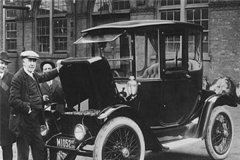 电动车是谁发明的：第一辆电动车为三轮车（发明于法国）