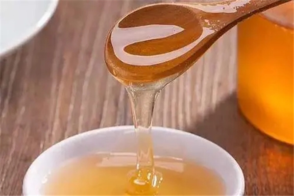 荔枝蜜和蜂蜜的区别：有独特气味（结晶不同）
