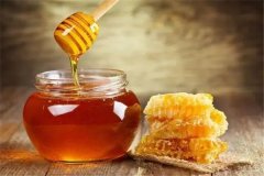 蜂蜜凉性还是热性：蜜源不同导致凉热性不同（合理食用）