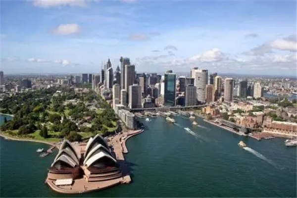 澳大利亚国土面积世界第几：第六名（又被称为澳洲）