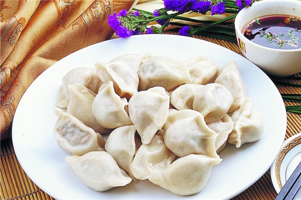 冬至为什么吃饺子：中国保留的习俗（源自张仲景）
