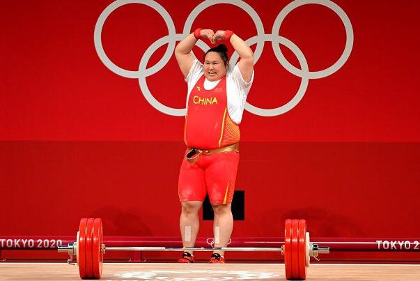 举重女子87公斤以上级破奥运记录：李雯雯(中国第29金)
