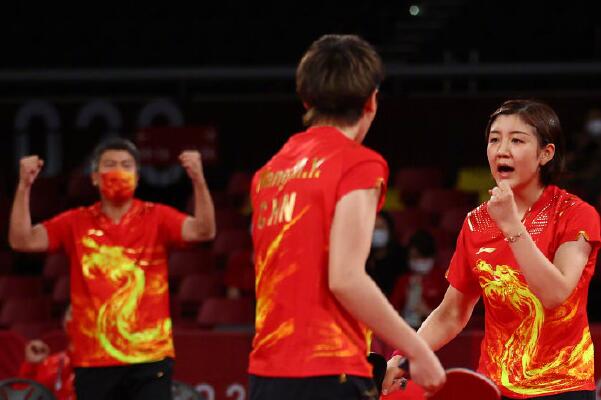 东京奥运会中国女乒团体获冠军：第34金(3：0)