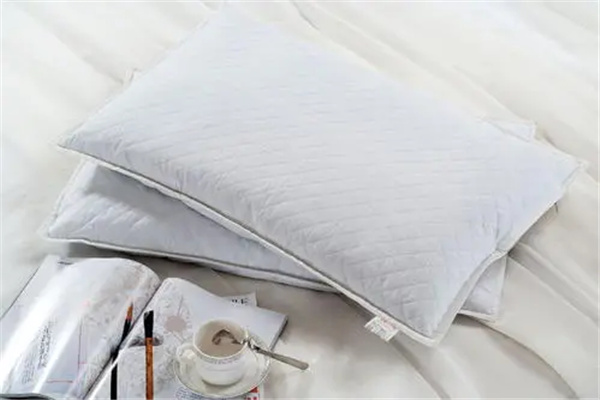 荞麦枕头的功效与作用：清热解毒缓解头疼（适合睡眠使用）