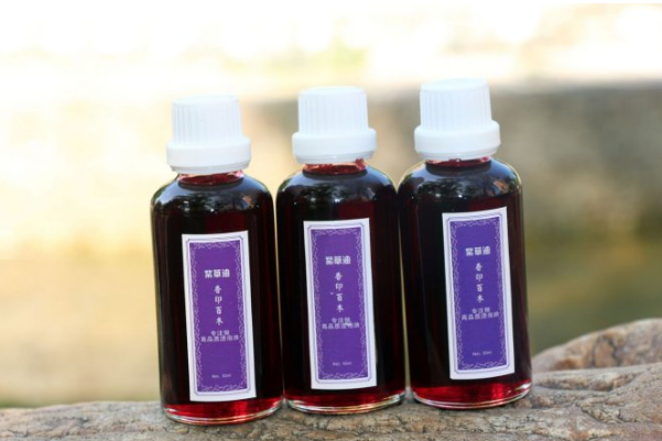 紫草油的功效与作用：治疗皮肤溃烂有奇效(能够清热凉血)