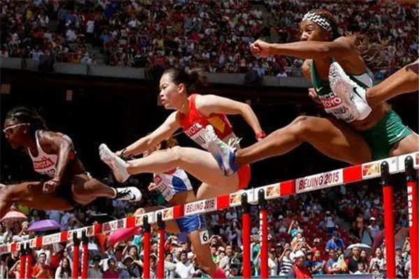女子110米栏世界纪录：女子只有100米栏（哈里森）